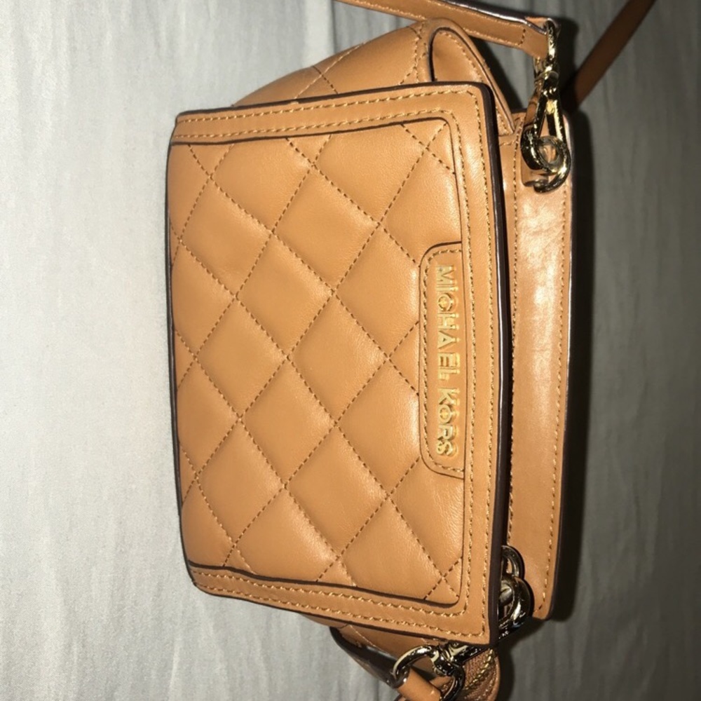Crossbody bag